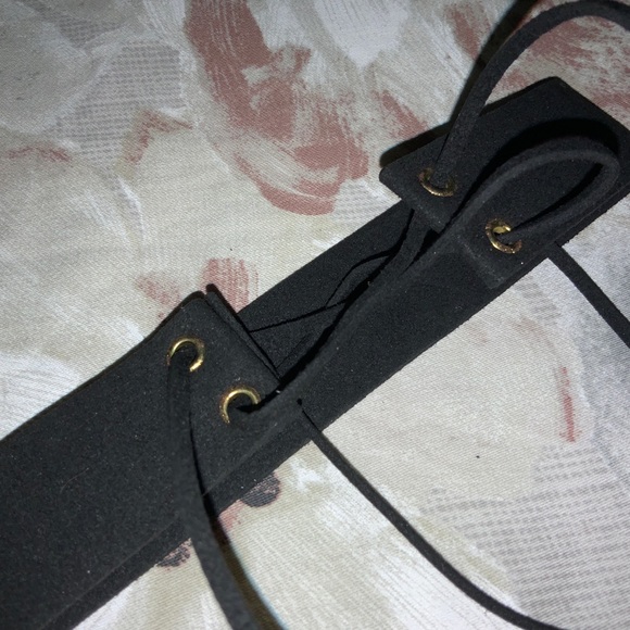 Front Lace Up Choker. - Picture 7 of 9